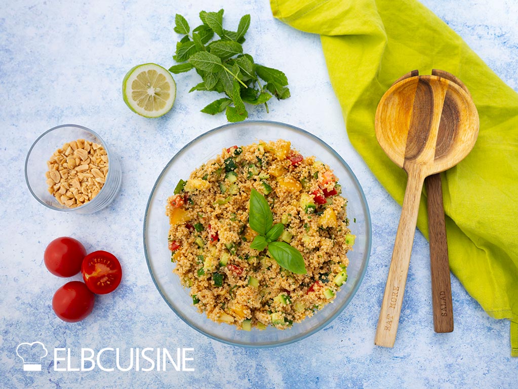 Salat zum Grillen mit Couscous und Erdnuss