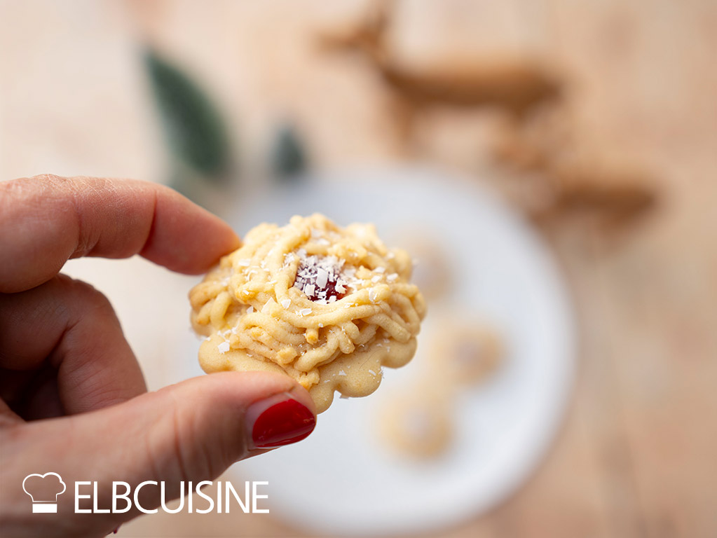 Spaghetti-Eis als Plätzchen