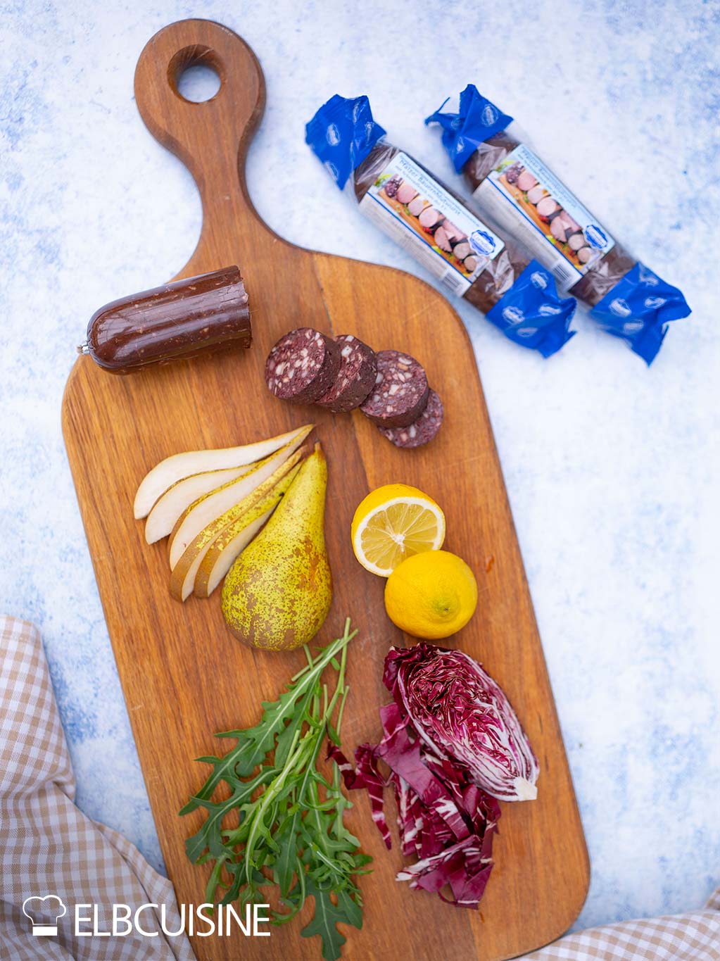 Bunter Salat mit Blutwurst-Geröstl mit Miso-Dressing