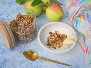 Bratapfel-Granola